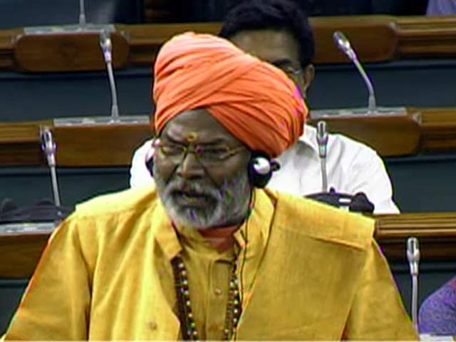 गोडसे के मुद्दे पर साक्षी महाराज ने लोकसभा में मांगी माफी