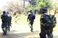जीरम घाटी में हुए नक्सली हमले का वीडियो फुटेज मिला जीरम घाटी में हुए नक्सली हमले का वीडियो फुटेज मिला