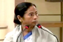 हिम्मत है तो मुझे गिरफ्तार करें पीएम मोदी : ममता बनर्जी हिम्मत है तो मुझे गिरफ्तार करें पीएम मोदी : ममता बनर्जी