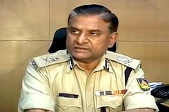 इंडिया 9 बजे : आईएस का ट्विटर अकाउंट चलाने वाला गिरफ्तार इंडिया 9 बजे : आईएस का ट्विटर अकाउंट चलाने वाला गिरफ्तार