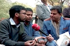 मुकाबला : महिलाओं की सुरक्षा का सवाल मुकाबला : महिलाओं की सुरक्षा का सवाल