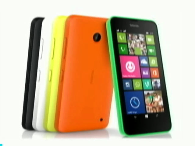 Review of the First Lumia Sans Nokia Branding