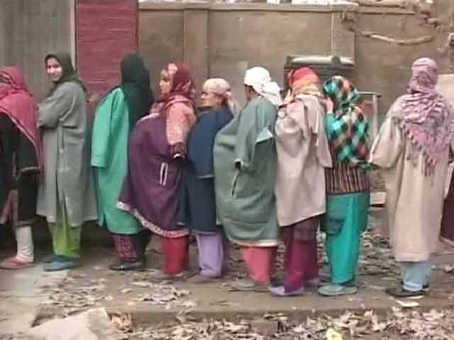 Video : Srinagar Moves On From Boycott Politics - 28% Polling a 25-Year Record. Overall Turnout 49%