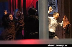 Police Storm Cafe to End Sydney Hostage Siege Police Storm Cafe to End Sydney Hostage Siege