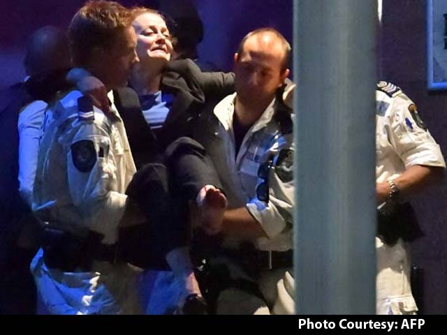 सिडनी बंधक संकट खत्म, हमलावर समेत तीन की मौत