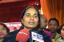 निर्भया की मां को इंसाफ की उम्मीद, पर भरोसा नहीं निर्भया की मां को इंसाफ की उम्मीद, पर भरोसा नहीं