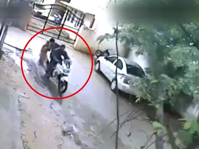 मुंबई में चेन स्नेचिंग की वारदातें बढ़ीं