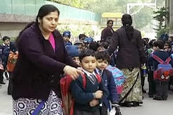 महंगा पड़ा सच का साथ, टीचर को नौकरी से हटाया महंगा पड़ा सच का साथ, टीचर को नौकरी से हटाया