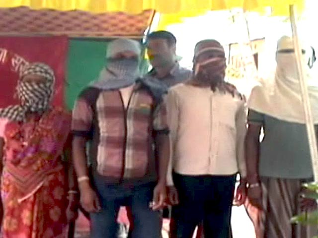 ‘नक्सलियों’ के सरेंडर का सच