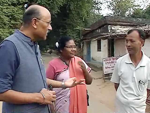 चलते- चलते : आदिवासी भारत की हक़ीक़त