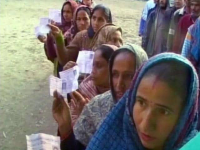 Videos : जम्मू-कश्मीर में भारी वोटिंग, 25 साल का टूटा रिकॉर्ड