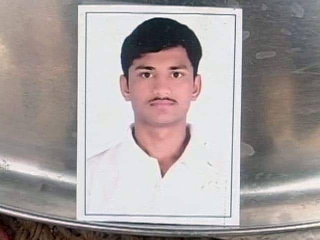 Video : Faced With Mounting Debt, Gujarat Cotton Farmer's Son Kills Himself