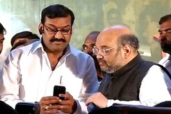 डीएमके छोड़ बीजेपी में शामिल हुए नेपोलियन डीएमके छोड़ बीजेपी में शामिल हुए नेपोलियन