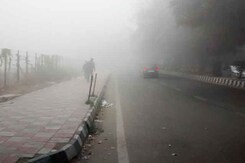36 Flights, 50 Trains Delayed in Delhi Due to Dense Fog 36 Flights, 50 Trains Delayed in Delhi Due to Dense Fog