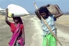 हिंसा के बाद असम में स्थिति तनावपूर्ण हिंसा के बाद असम में स्थिति तनावपूर्ण