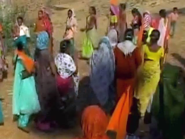 Videos : गुजरात : धर्म जागरण के कार्यक्रम से तनाव