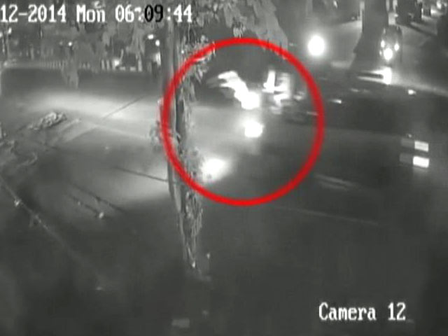 Caught on Camera: Mumbai Woman Hit and Dragged Several Feet by Car