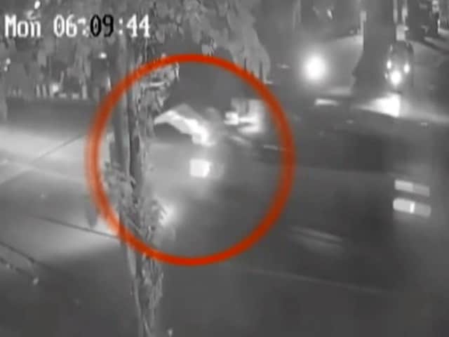 Video : कैमरे में कैद : मुंबई में कार ने महिला को रौंदा