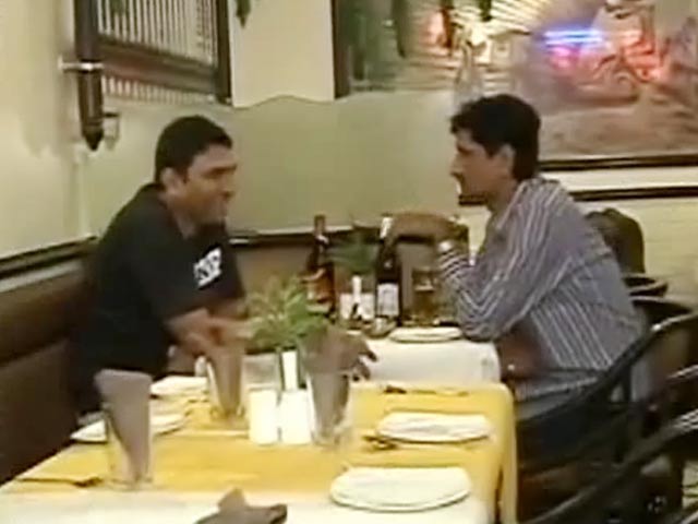 मुंबई पुलिस का बार मालिकों का फरमान, 'नशे में हों तो घर तक छोड़ें'