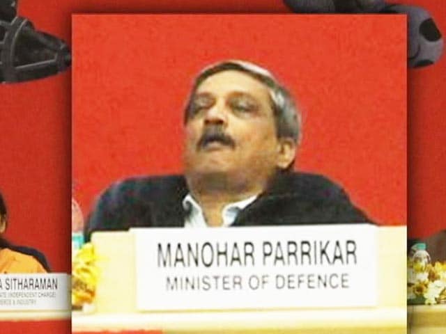 Video : As PM Spoke About 'Make In India', Was Defence Minister Snoozing?