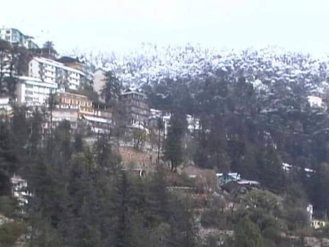 Video : Lakes Freeze as Cold Wave Intensifies in Parts of Himachal Pradesh