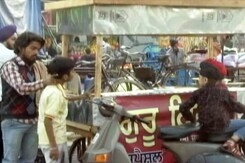 क्या है आपकी च्वाइस : बाल मजदूरों पर भारतीयों का व्यवहार क्या है आपकी च्वाइस : बाल मजदूरों पर भारतीयों का व्यवहार