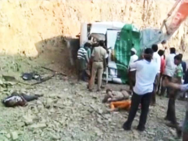 11 Dead as Bus Falls in a Gorge in Andhra Pradesh