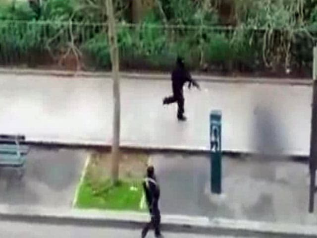 Video : इंडिया 7 बजे : पेरिस में आतंकी हमला