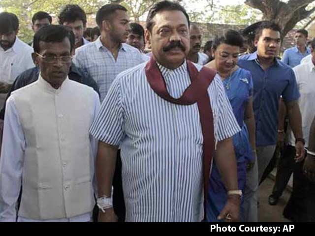 Sri Lanka President Mahinda Rajapaksa Concedes Defeat to Challenger Sirisena in Election
