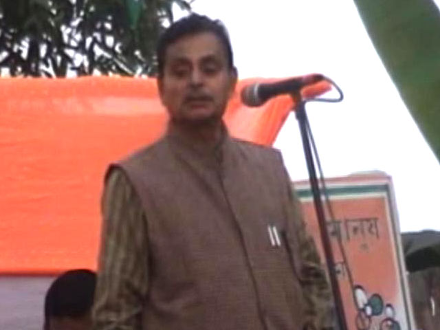 Sexist Remarks by Minister Stir New Trouble for Mamata Banerjee