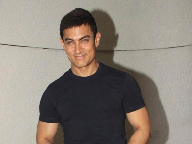 Aamir Khan Defends <i>PK</i>
