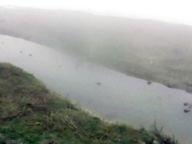 Videos : यूपी में गंगा घाट में तैरते मिले 90 शव