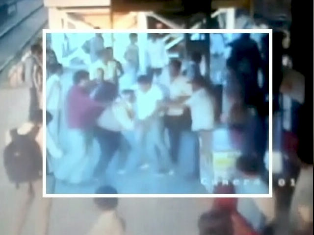 मुंबई : सीबीआई अधिकारियों की हुई पिटाई