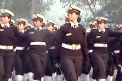 तीनों सेनाओं की महिला अधिकारी करेंगी परेड तीनों सेनाओं की महिला अधिकारी करेंगी परेड