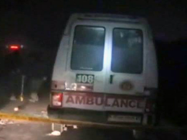 उत्तर प्रदेश : मथुरा की जेल में गैंगवार, दो गुटों में फायरिंग