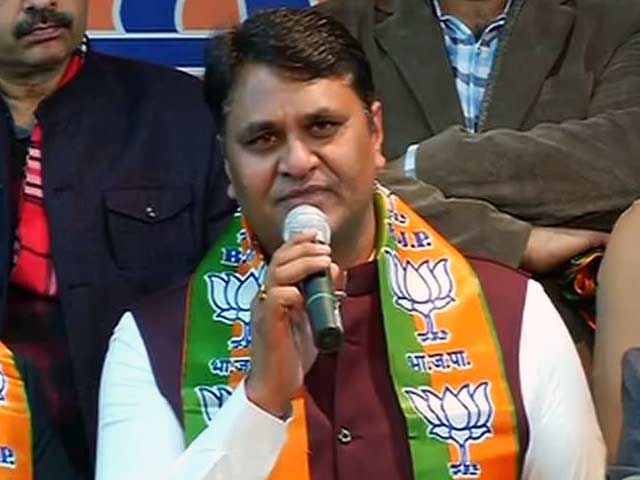 Former AAP Lawmaker Vinod Kumar Binny Joins BJP