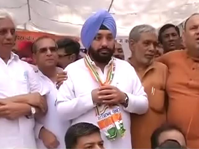 Sheila Dikshit A Burden On Congress: Arvinder Singh Lovely