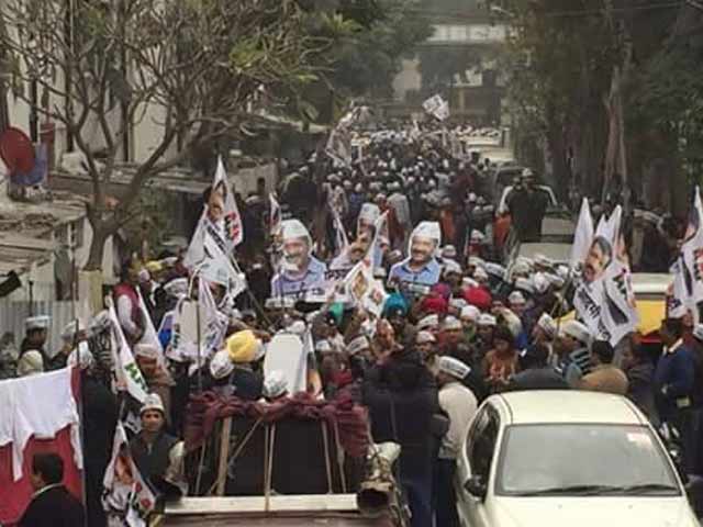 Arvind Kejriwal's 7-km Roadshow: Flashmobs, Slogans and a Show of Strength