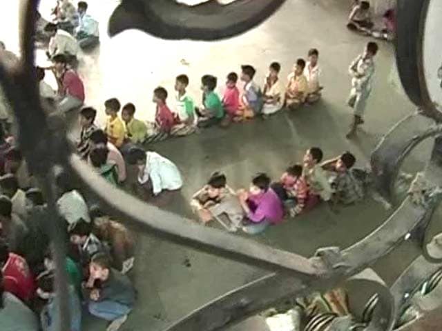Hyderabad's Shame: In 4 Rooms, 200 Children Toil Away for 14 Hours a Day