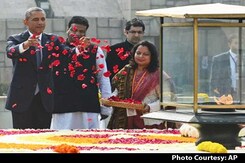 Obama Lays Wreath at Rajghat, Leaves with Namaste Obama Lays Wreath at Rajghat, Leaves with Namaste