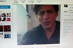 Shah Rukh Khan's First Video Tweet for Fans Shah Rukh Khan's First Video Tweet for Fans