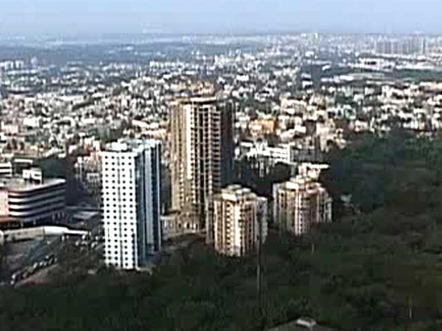 Housing Minister Explains Smart City Concept