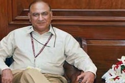 नेशनल रिपोर्टर : गृहसचिव को हटाया गया नेशनल रिपोर्टर : गृहसचिव को हटाया गया