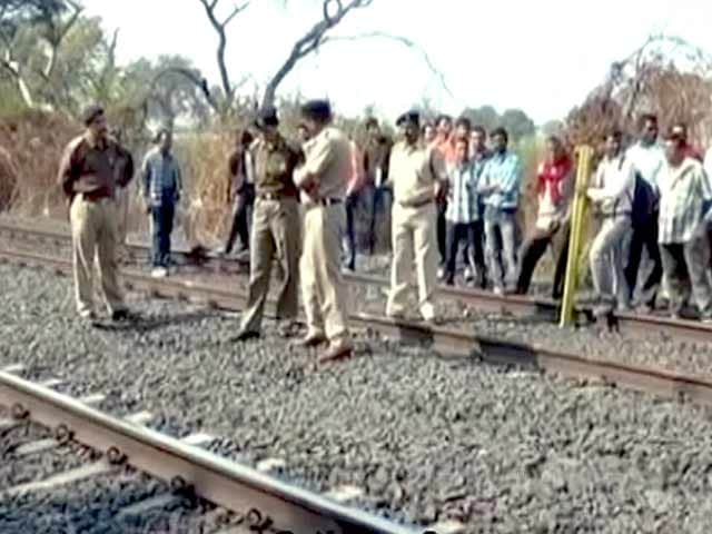 Video : गुजरात में टला बड़ा ट्रेन हादसा