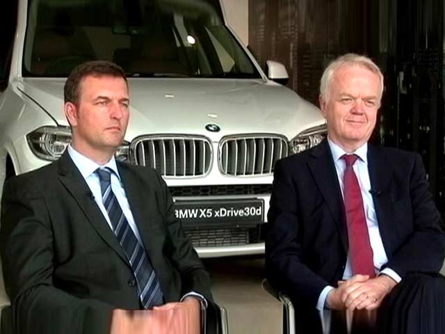 Video : BMW's New Production Strategy, VW's Engine Plant & New Car Launches