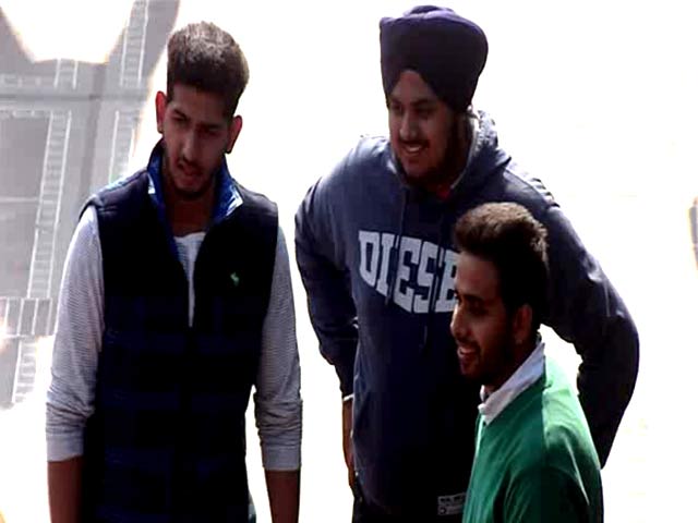 Video : Watch How Jalandhar Reacts to VIP Culture