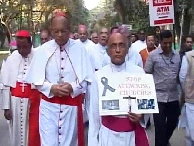 Video : Thousands Protest on Bengaluru Streets Against Delhi Church Attacks