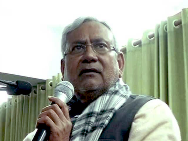 Crisis in Bihar. 20 Ministers Resign in Support for Nitish Kumar