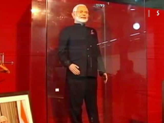 Video : Nearly Rs. 1.5 Crore For PM Modi's 'Name-Striped' Suit. Auction Ends Today