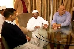 नेशनल रिपोर्टर : अण्णा के प्रदर्शन में शामिल होंगे केजरीवाल नेशनल रिपोर्टर : अण्णा के प्रदर्शन में शामिल होंगे केजरीवाल